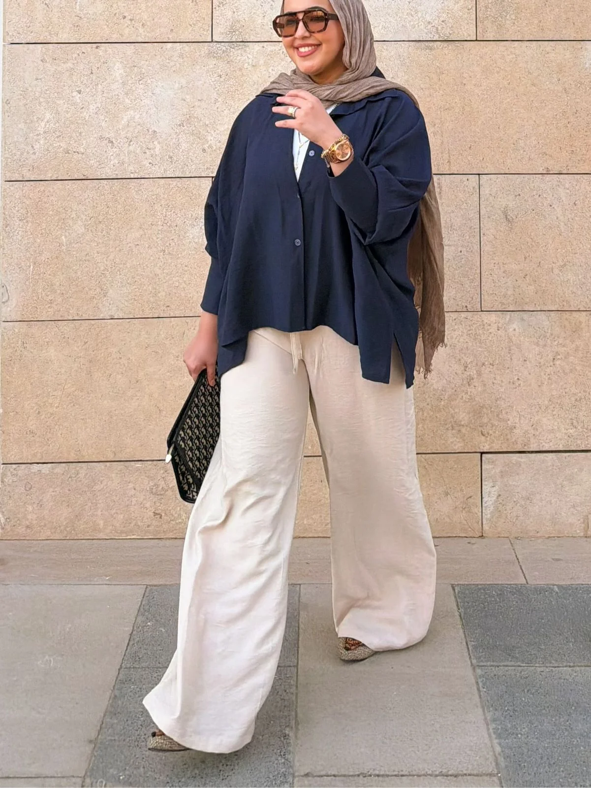 Beig linen pants