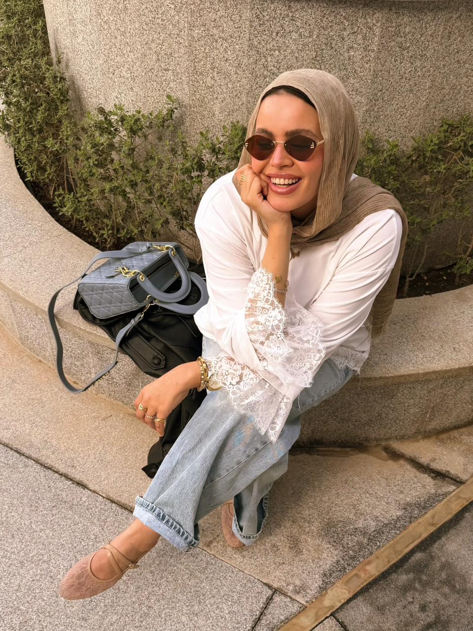 white Dantiel  Blouse